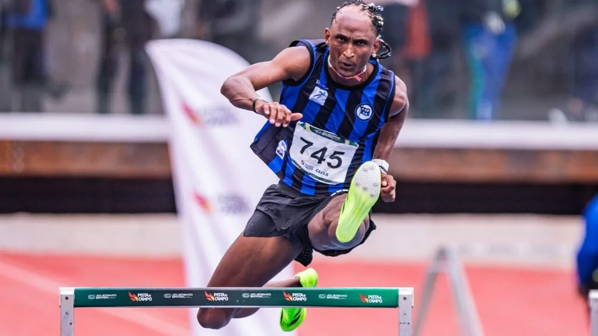 Alison dos Santos conquista título dos 400 m com barreiras em Budapeste