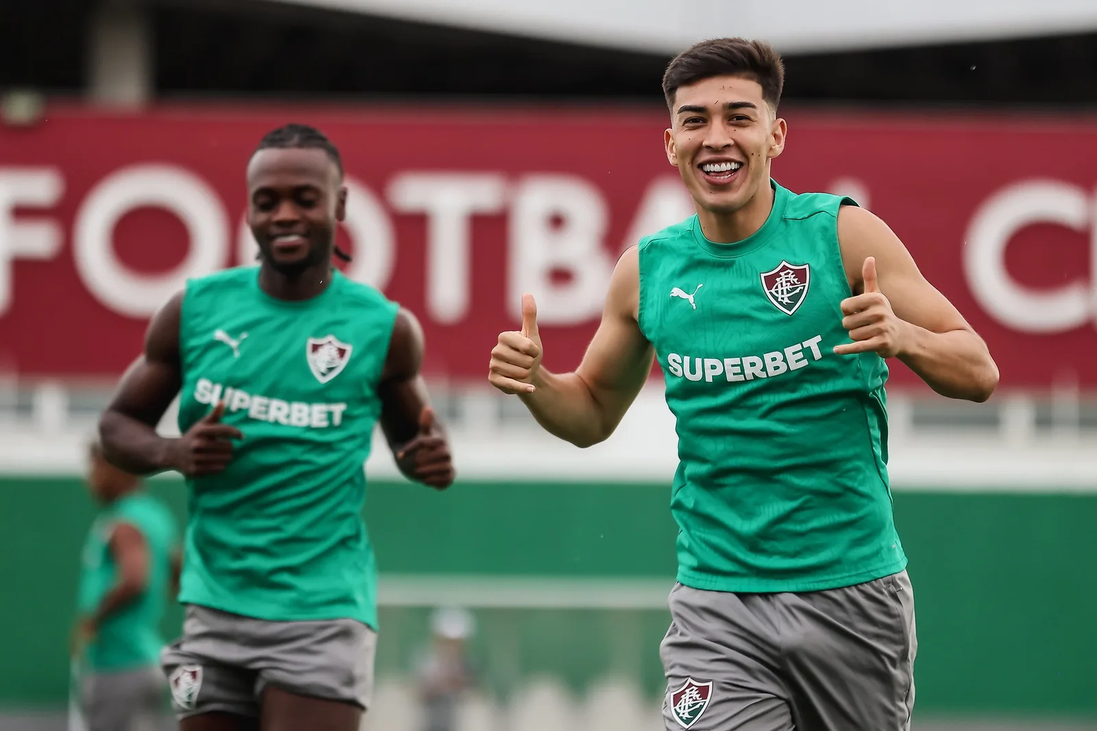 Retorno de cinco estrangeiros amplia desafio do Fluminense com limite da CBF