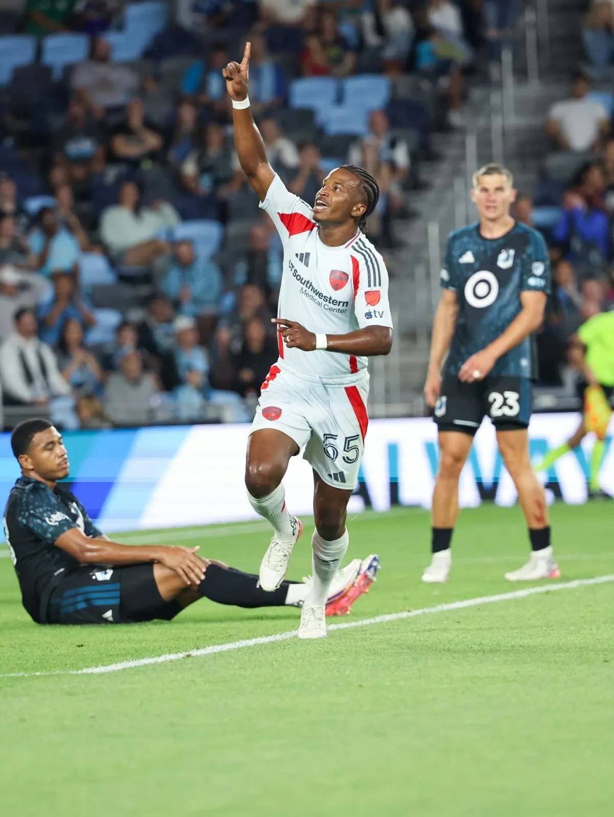 Kaick marca em jogos seguidos e ganha espaço no FC Dallas