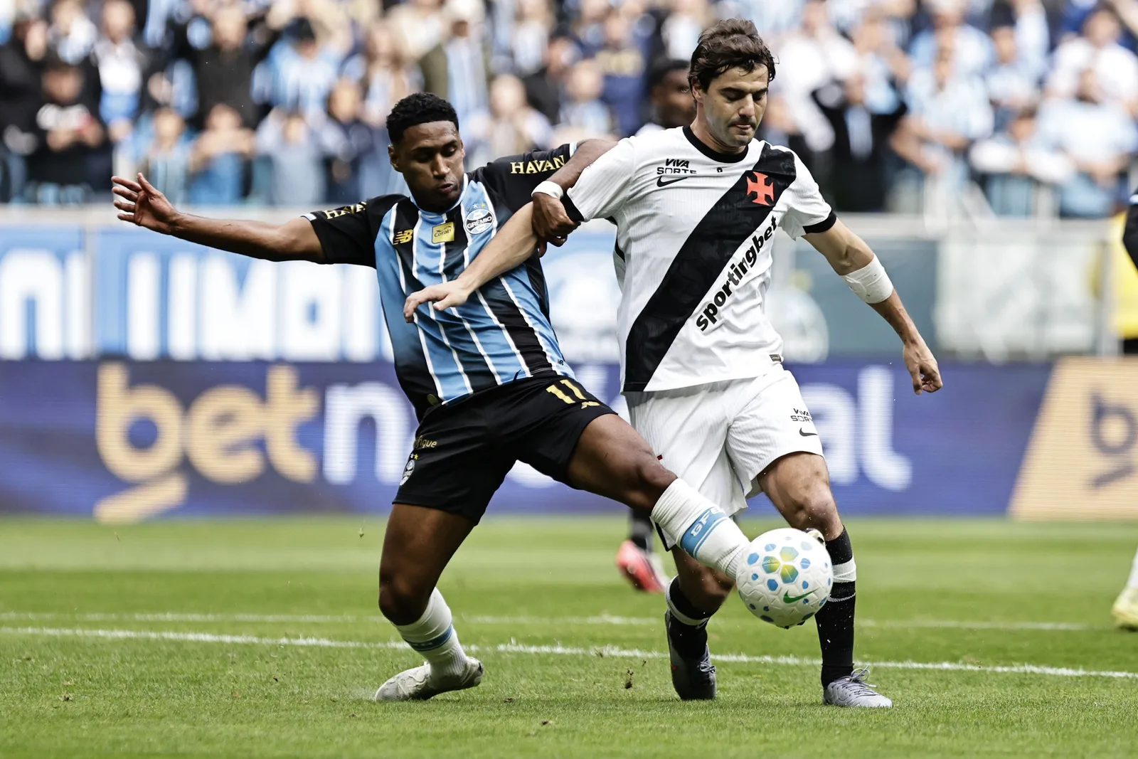 Sosa destaca torcida do Vasco e lamenta ausência de Colidio contra o Boca