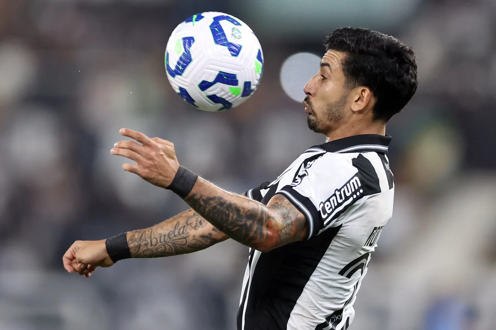 Santi Rodríguez explica saída do Botafogo e cita falta de espaço no time