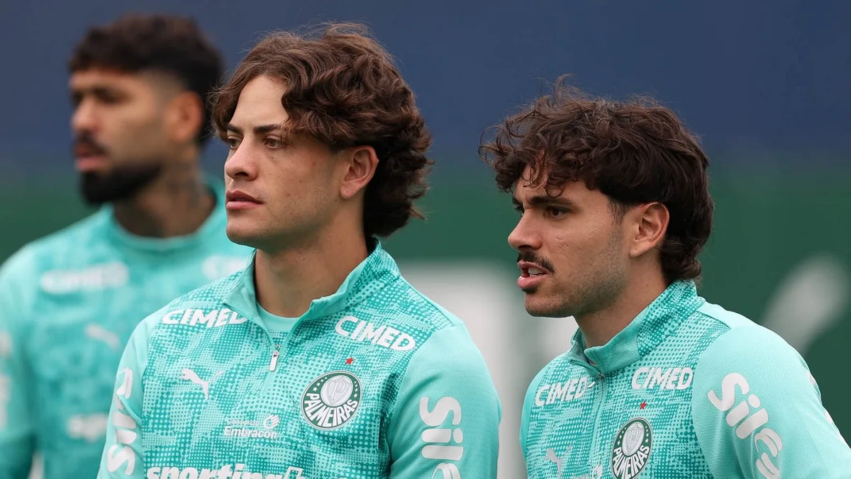 Palmeiras fecha preparação com dúvida entre quatro e três defensores