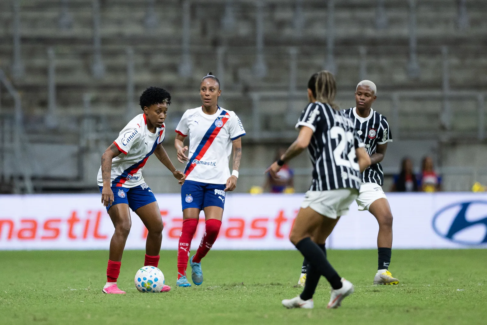 Corinthians cobra apuração de atos homofóbicos após semifinal feminina