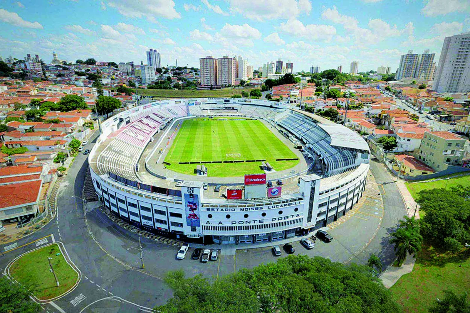 Ponte Preta rejeita criação de SAF por falta de quórum em assembleia