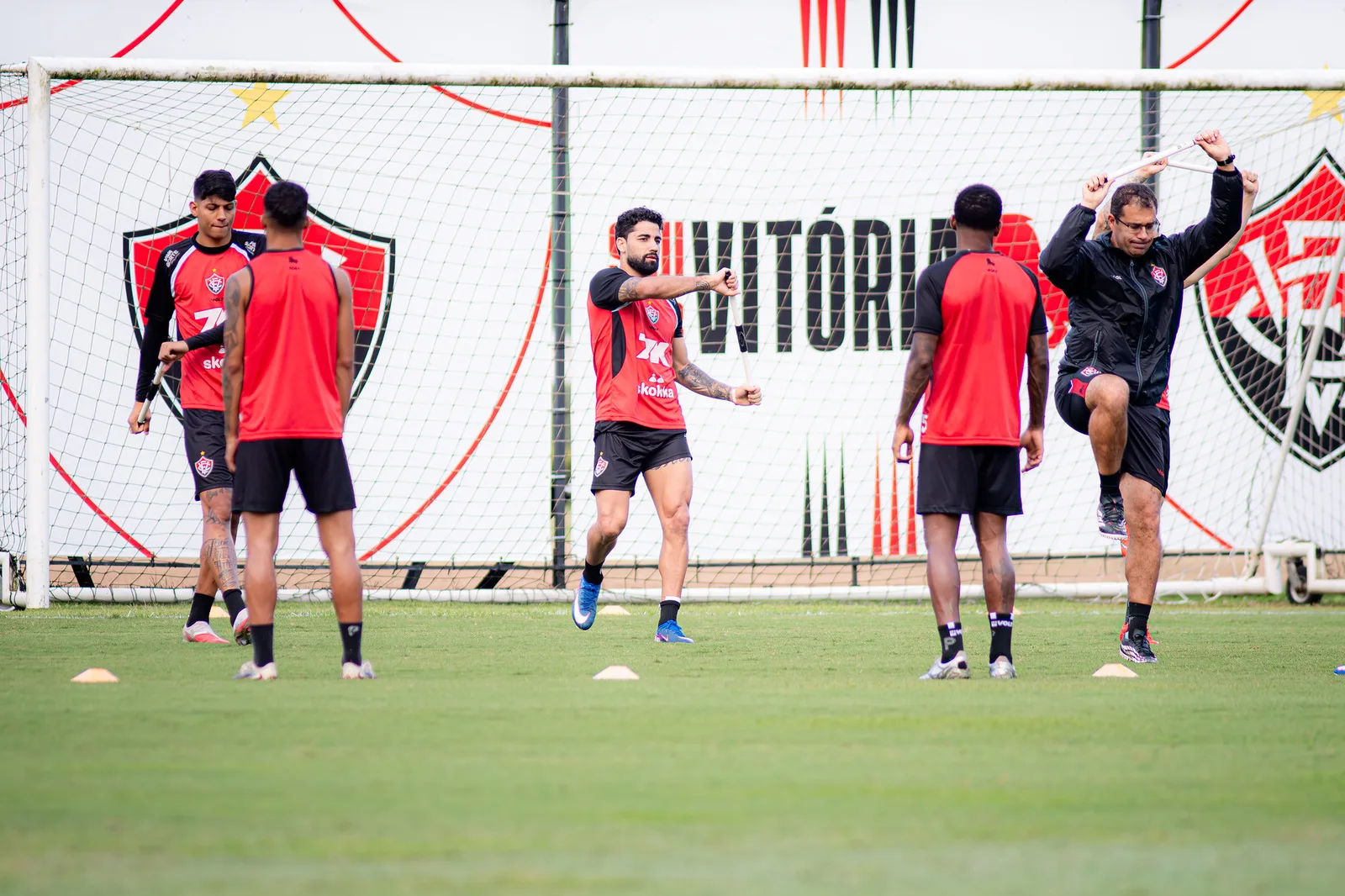 Vitória inicia Data Fifa com três atletas em tratamento médico