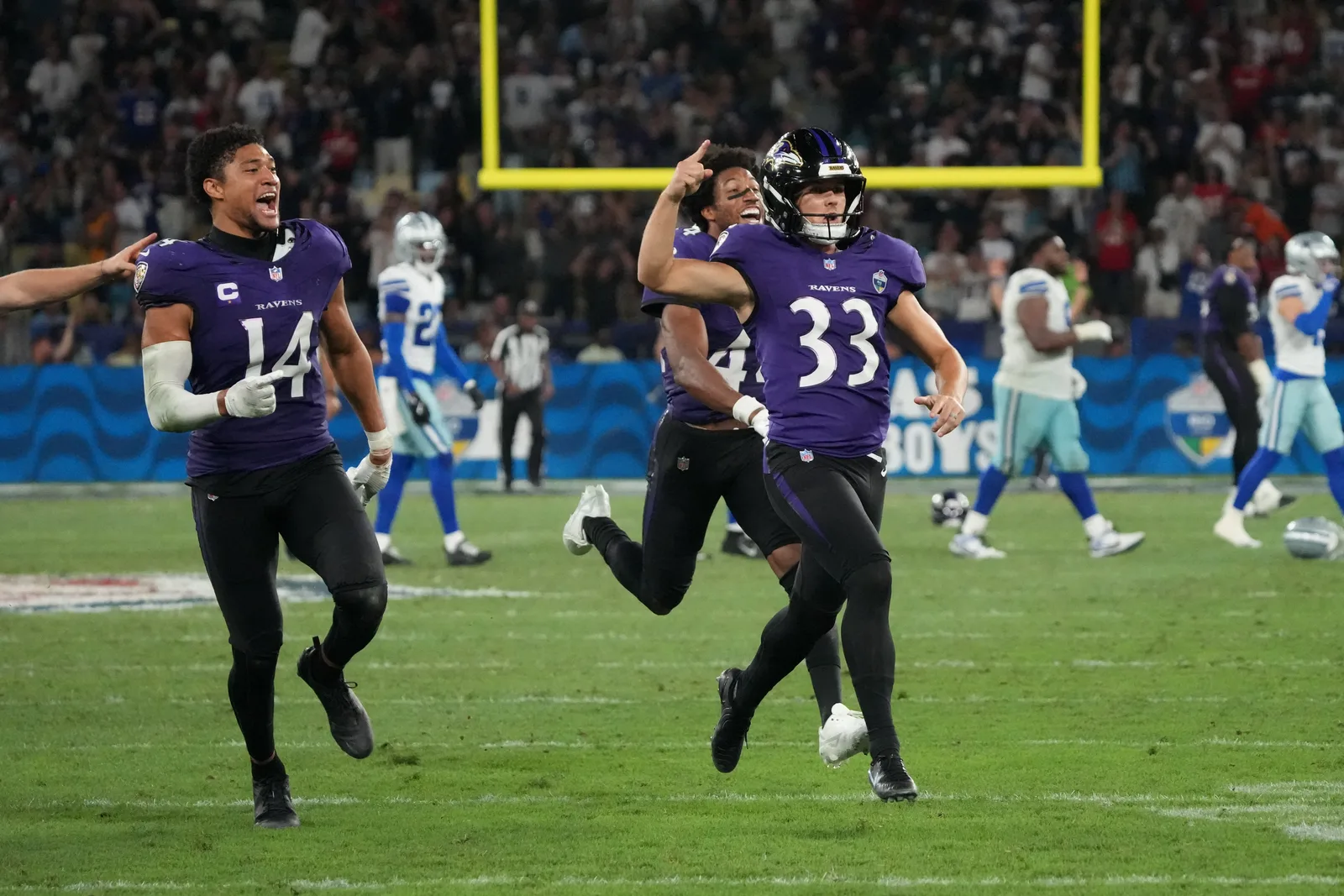 Ravens batem Cowboys por 34 a 31 com field goal no último segundo