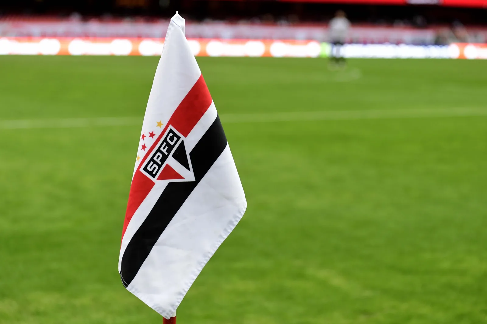 São Paulo estima multa de R$ 3,7 milhões para encerrar contrato com a Feng