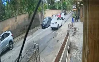 Pitbull foge após acidente e fere homem em Arraial d’Ajuda
