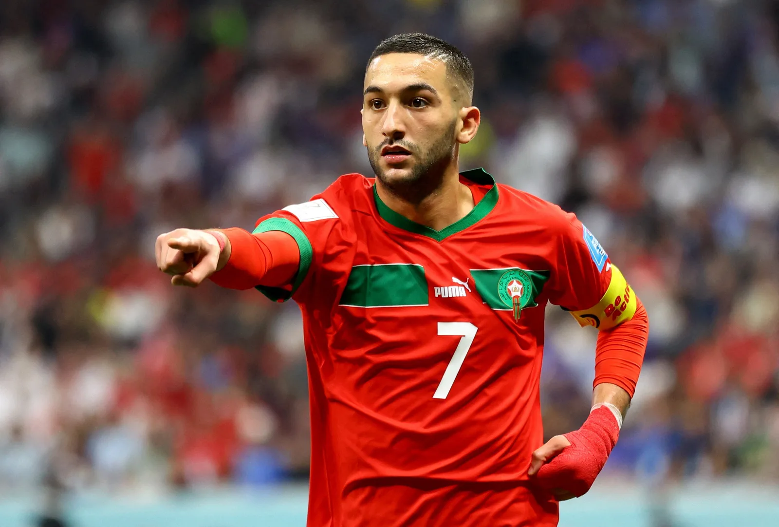 Botafogo mantém negociação por Ziyech mesmo após recuo do atacante
