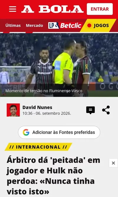 Árbitro se aproxima de Canobbio em clássico entre Fluminense e Vasco