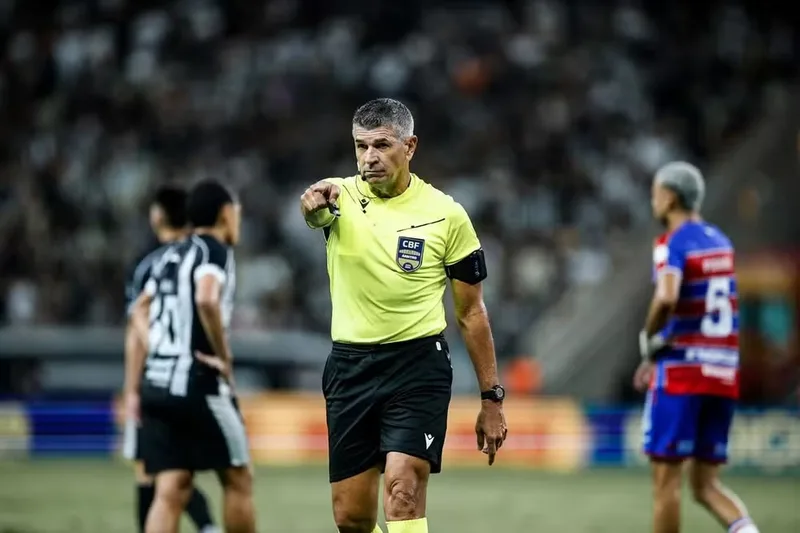 Marcelo de Lima Henrique encerra carreira após clássico entre Fortaleza e Ceará