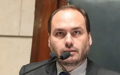 Abin Paralela: Carlos Bolsonaro será investigado na 1ª instância; entenda