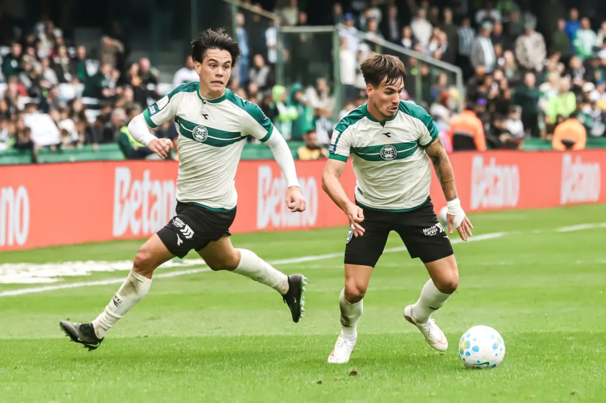 Santos negocia JP Chermont com Sharjah, e Coritiba receberá R$ 1,8 milhão