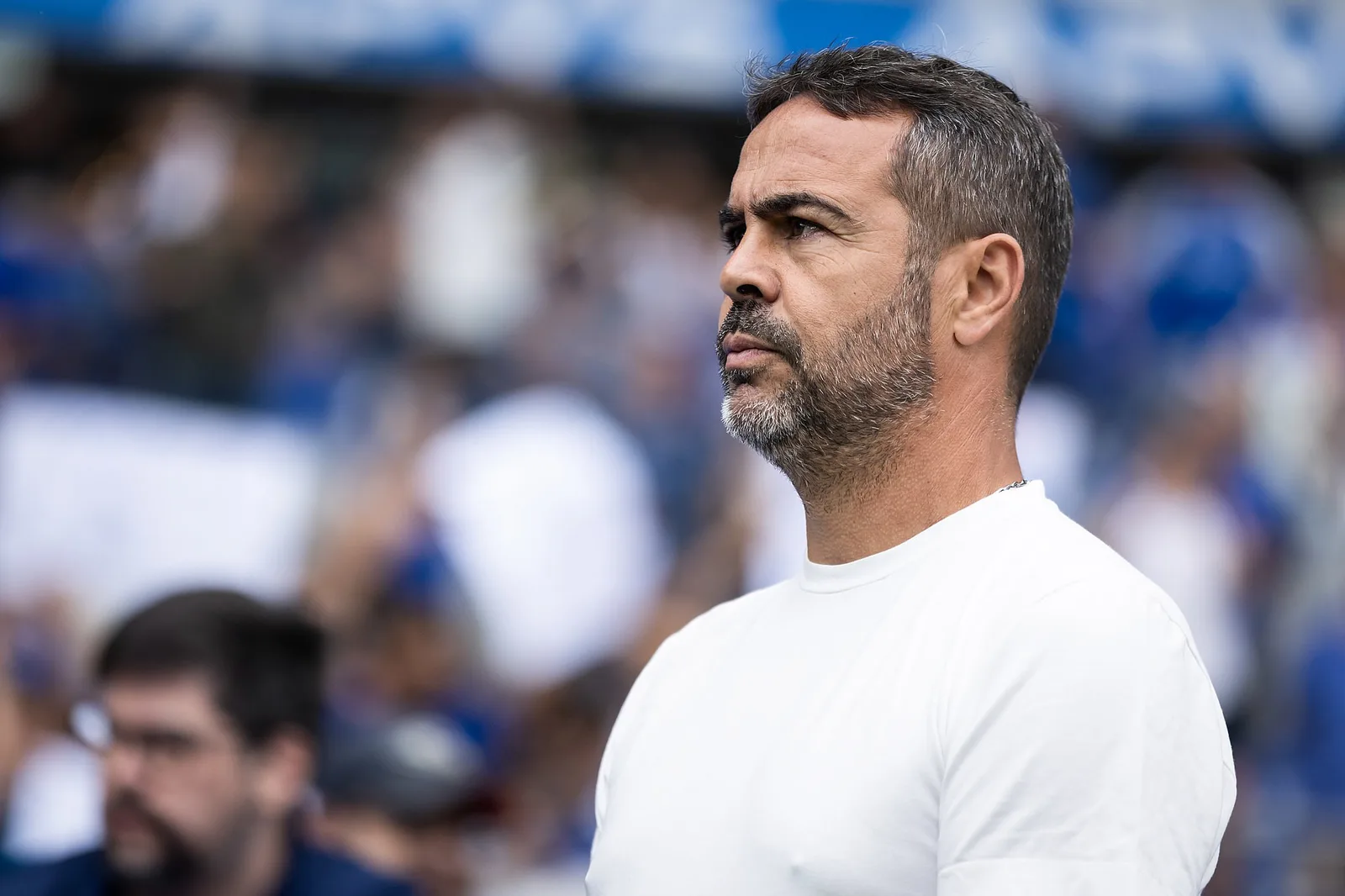 Artur Jorge vê saldo positivo no Cruzeiro apesar de quedas nas Copas