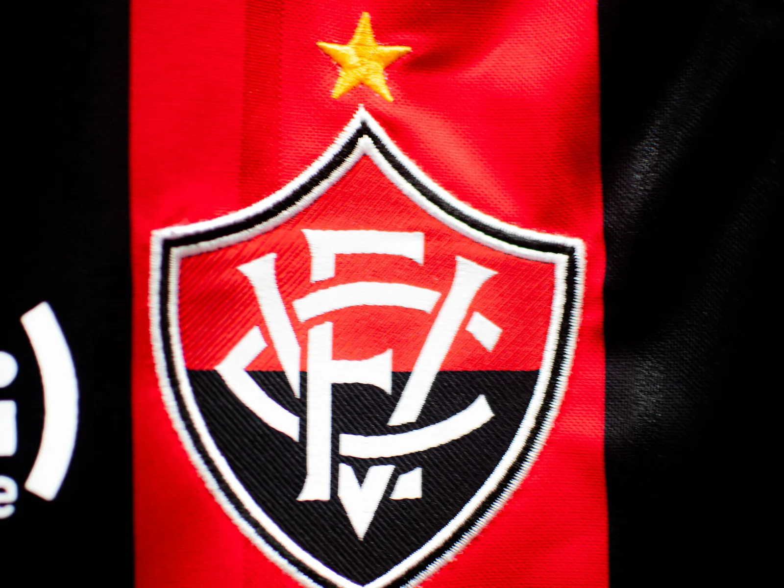 Vitória define destinos de Kauan Vitor e Luís Aucélio após a base