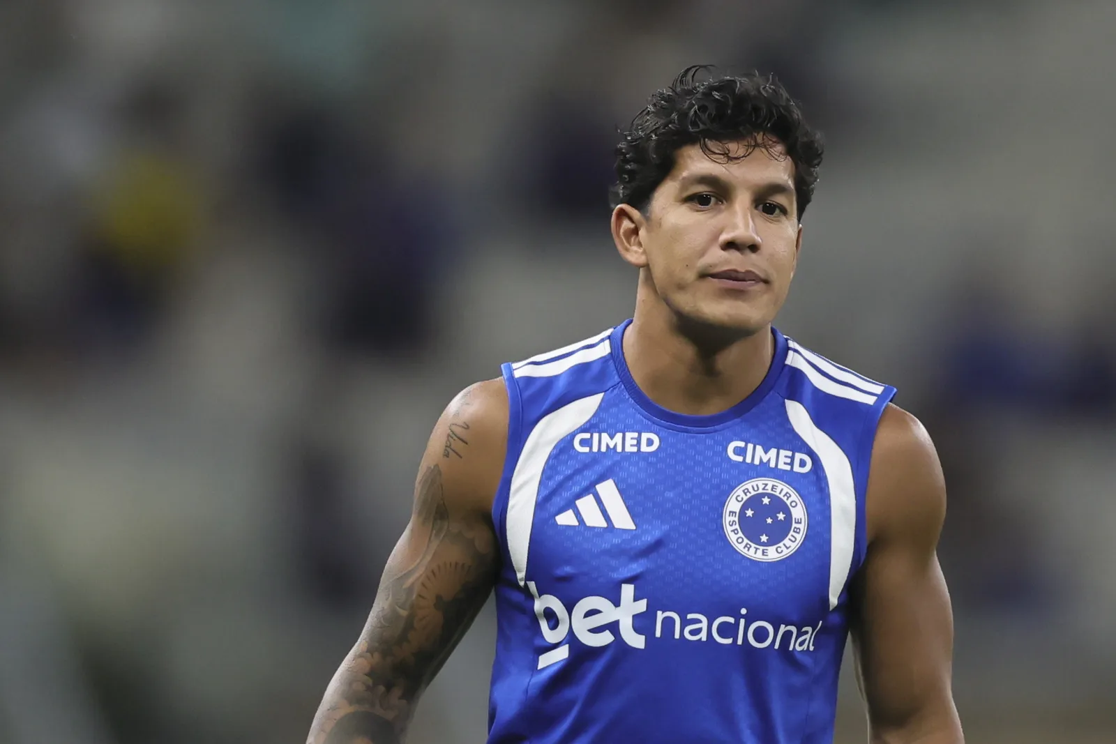 Cruzeiro retoma treinos com Lucas Romero e três jogadores em seleções
