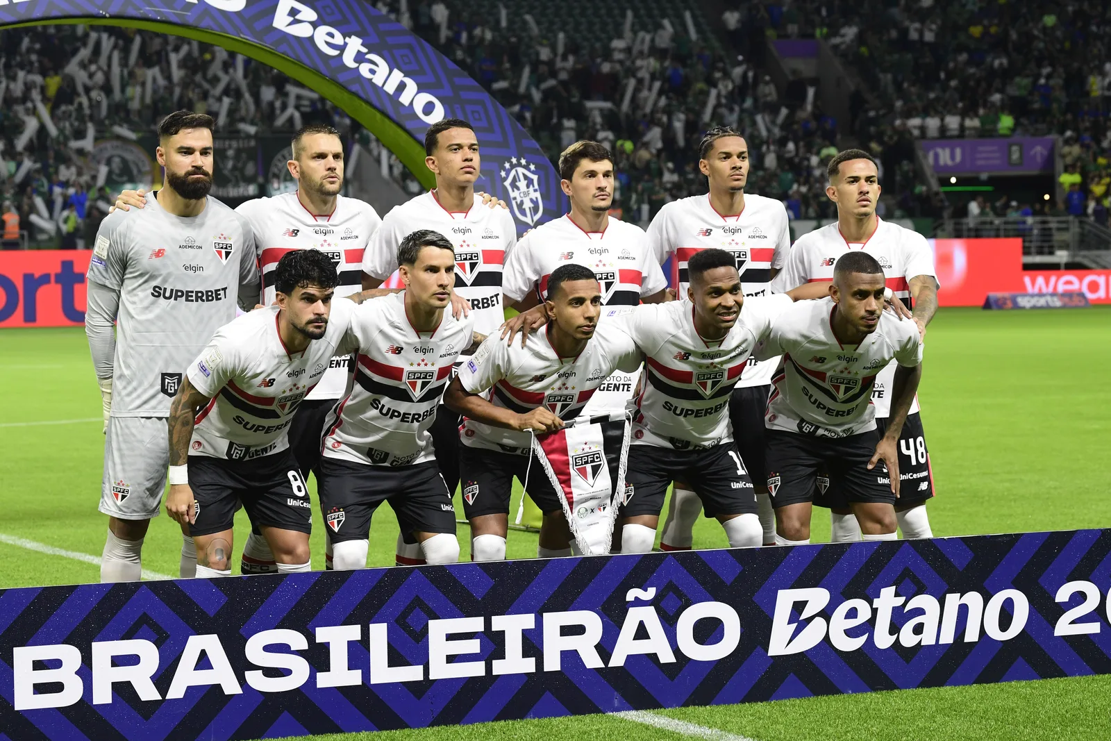 Djhordney lidera notas do São Paulo em derrota para o Palmeiras