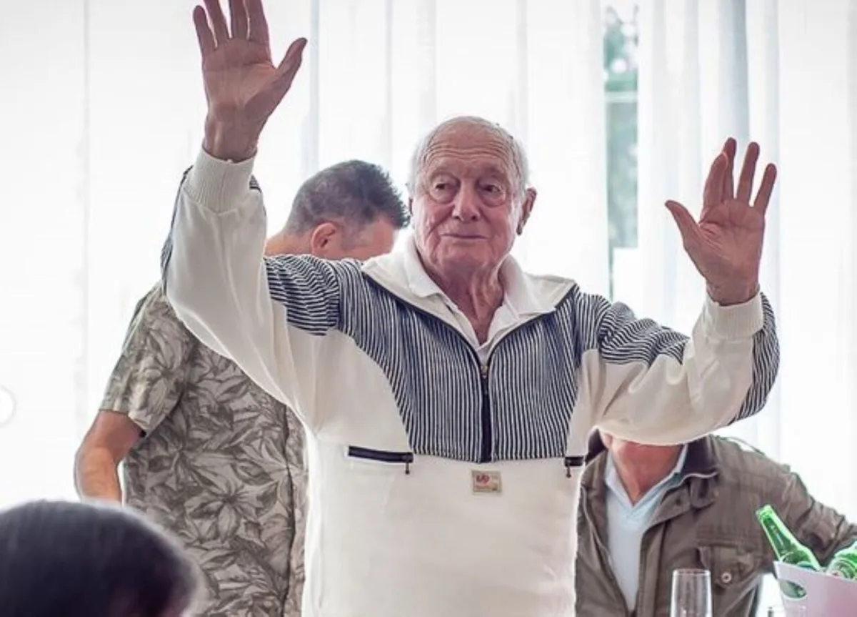 Severino Ferro, presidente de honra do Trieste, morre aos 92 anos