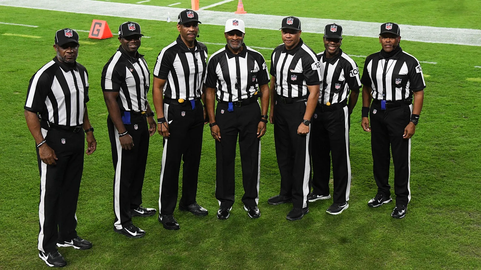 Como funcionam as sete funções da arbitragem na NFL
