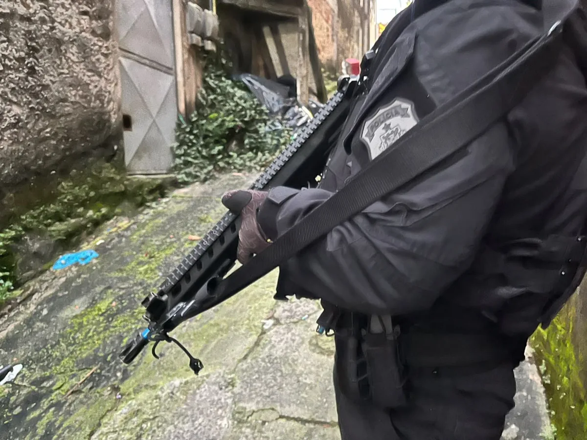 Suspeito de 18 anos é detido por ataque que deixou uma pessoa ferida em Serrinha